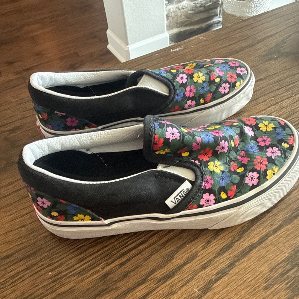 Vans shoes - Picture 2 of 2